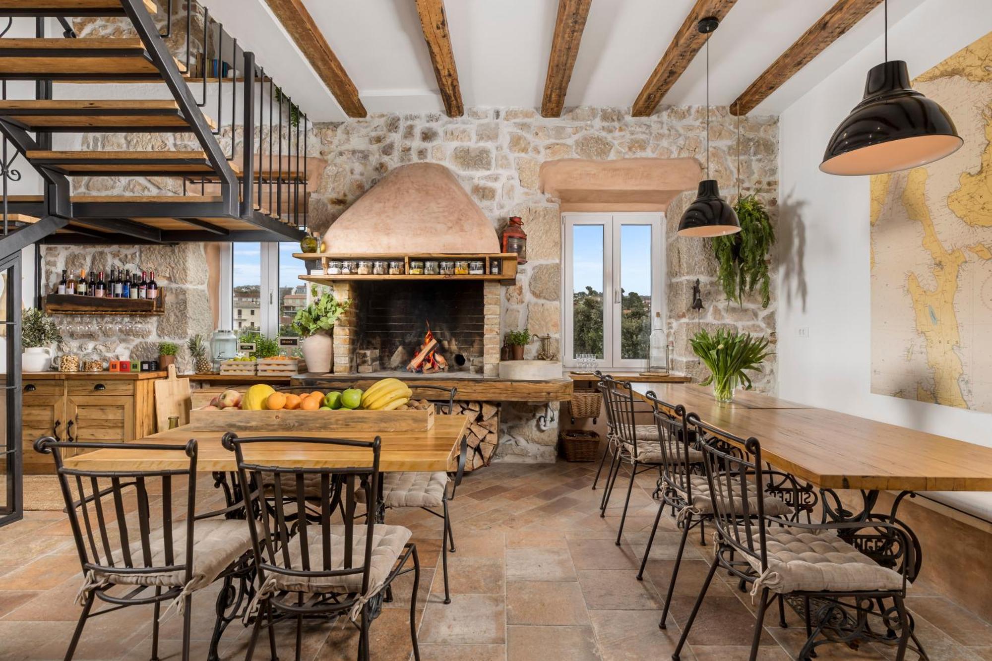 The House Hotel Malinska Bagian luar foto
