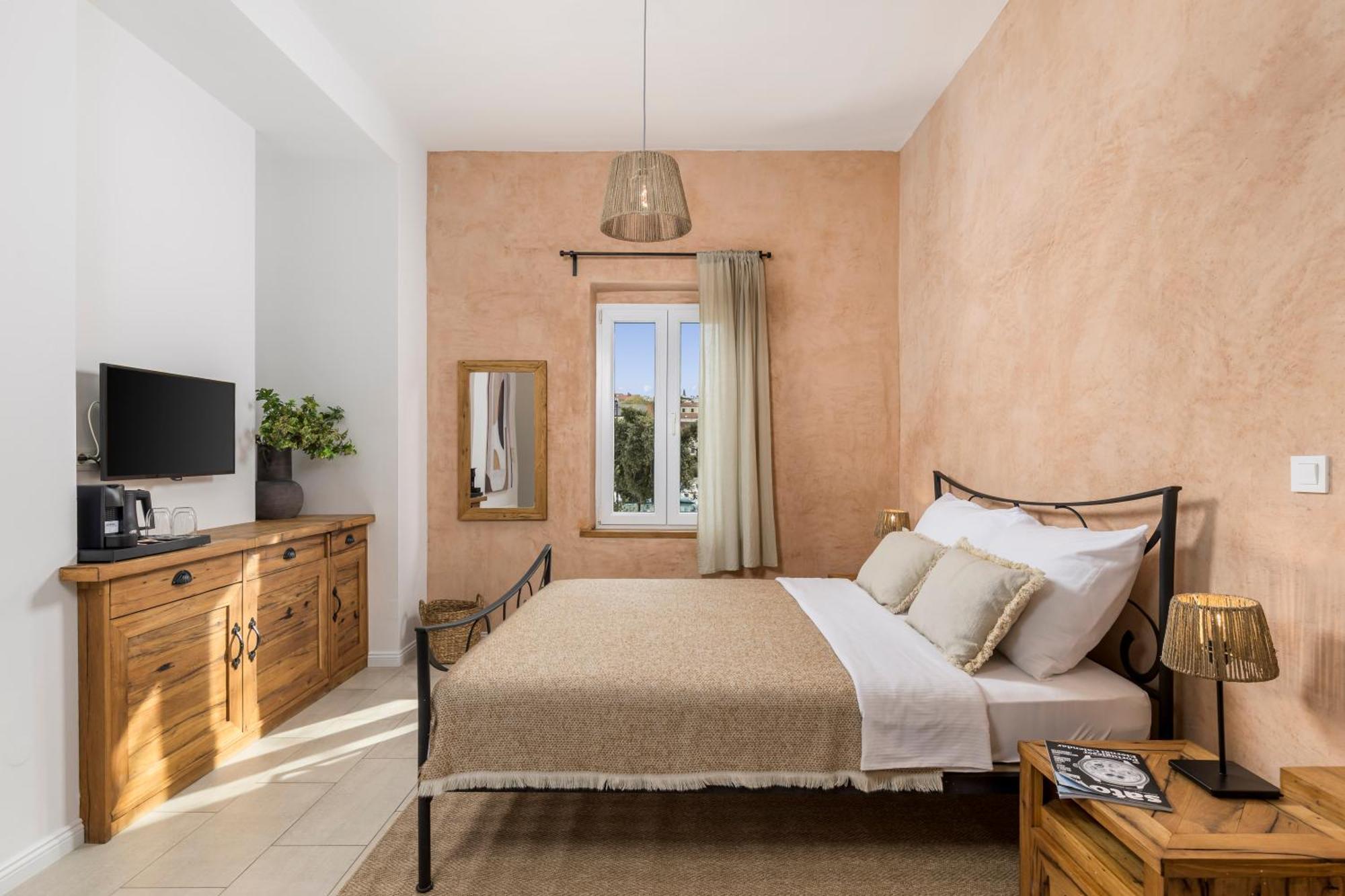 The House Hotel Malinska Bagian luar foto